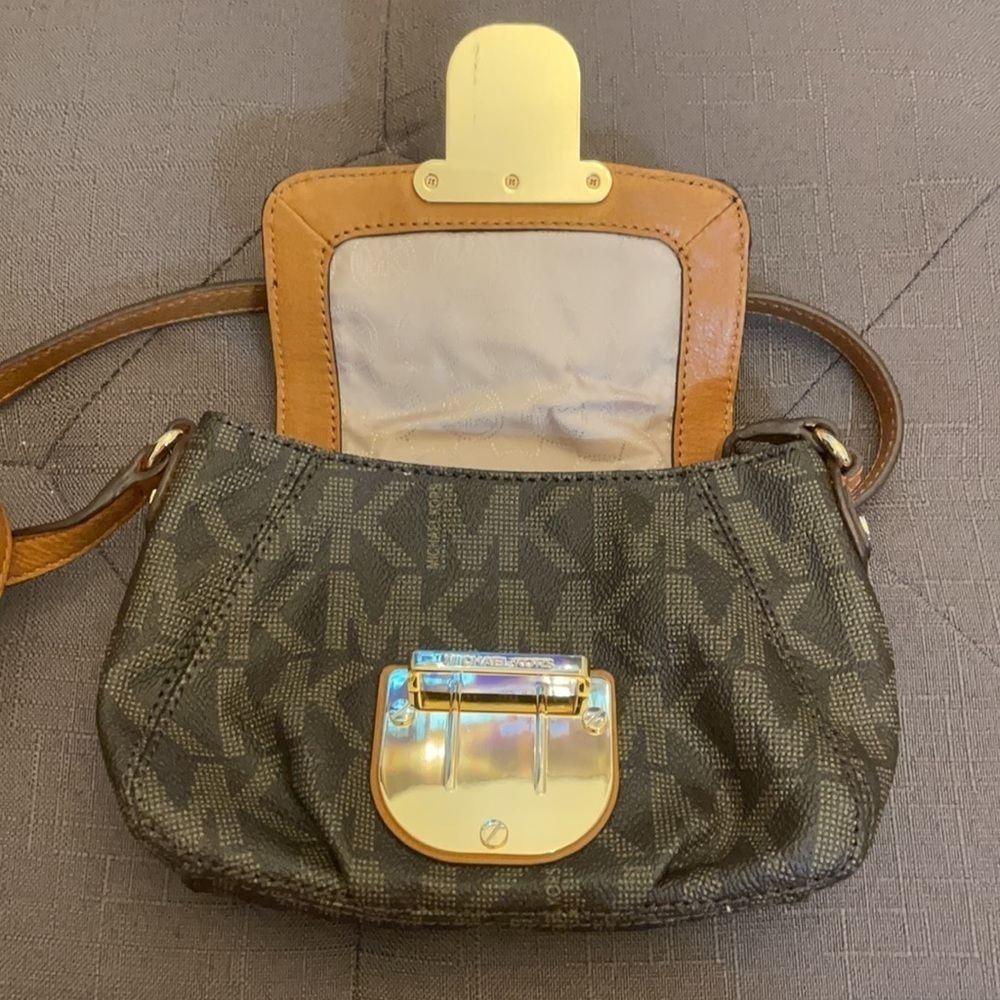 Michael Kors brown logo purse - Picture 5 of 8